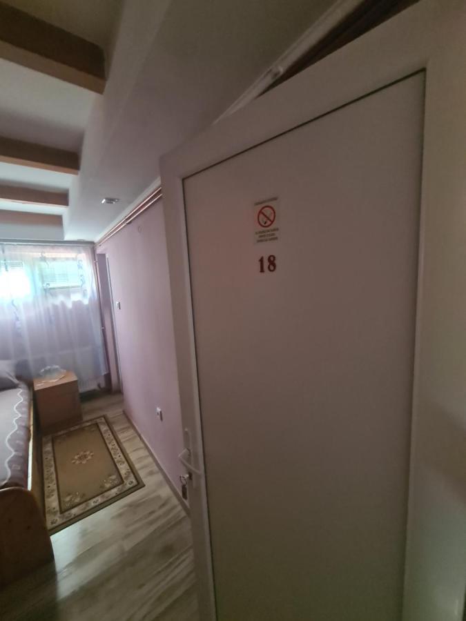 Rooms " Simke " II Subotica Zewnętrze zdjęcie
