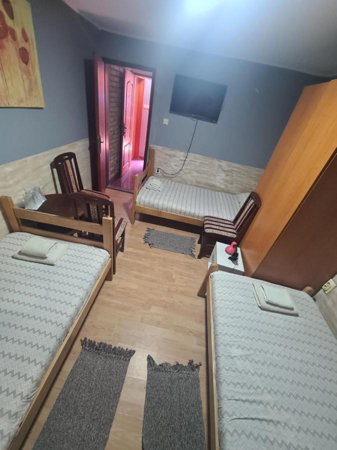 Rooms " Simke " II Subotica Zewnętrze zdjęcie