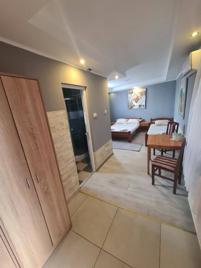 Rooms " Simke " II Subotica Zewnętrze zdjęcie