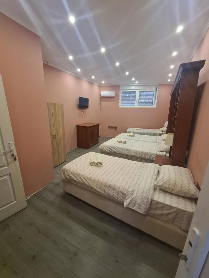 Rooms " Simke " II Subotica Zewnętrze zdjęcie
